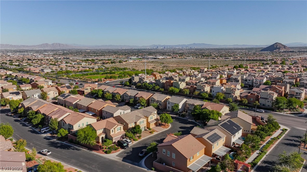 7012 Delta Falls Street