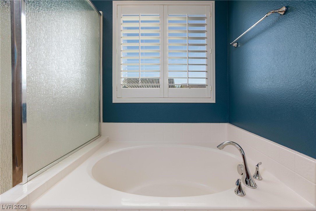 7012 Delta Falls Street