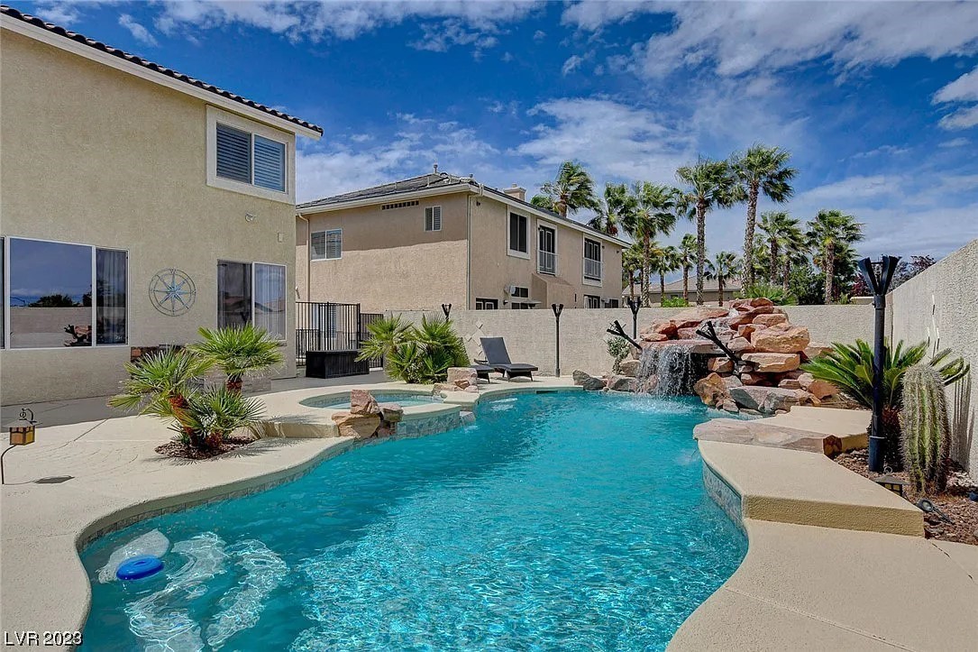 11072 Pentland Downs Street