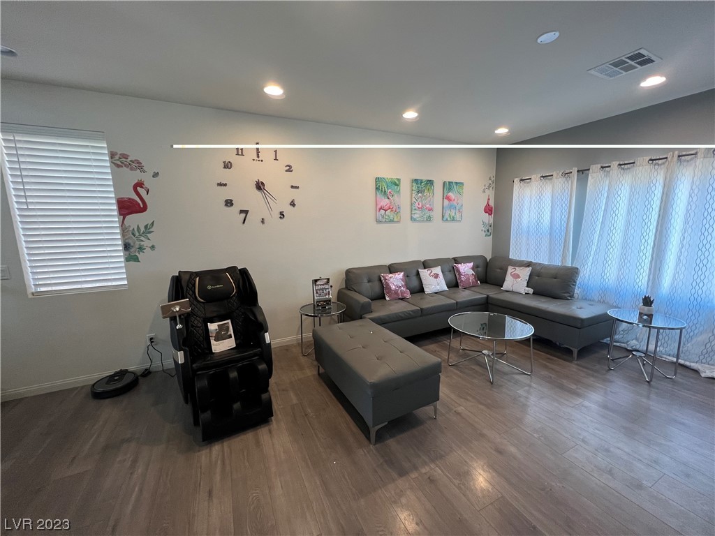 6544 Foley Estate Avenue