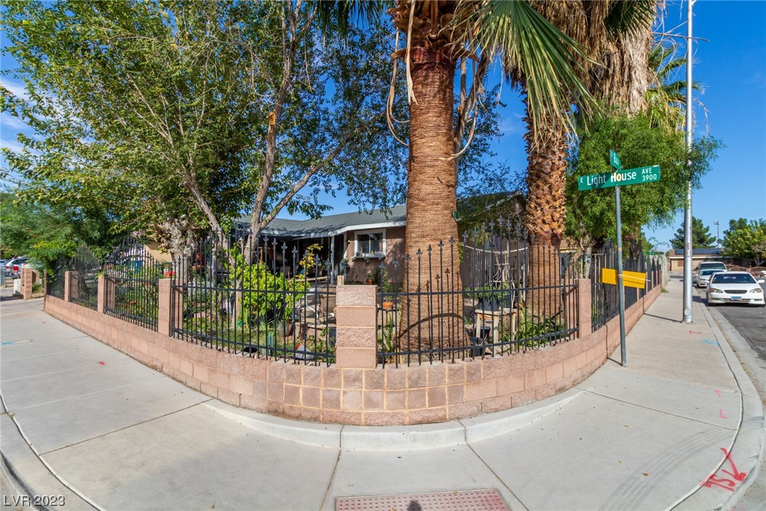 3944 Lighthouse Avenue