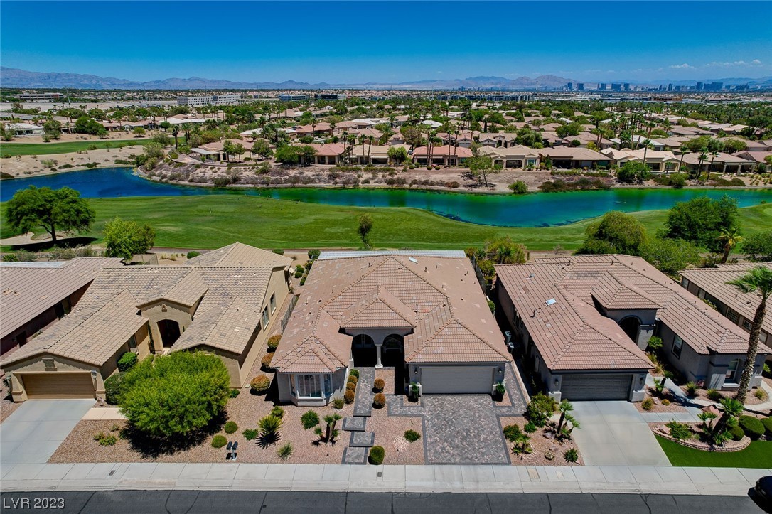 4398 Bella Cascada Street