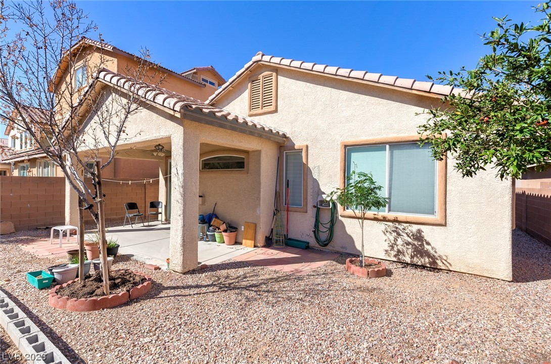 7929 Limestone Arch Avenue