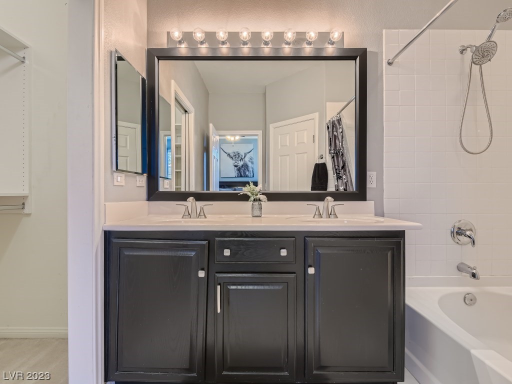 6249 Winston Falls Avenue