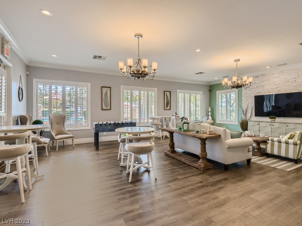 6249 Winston Falls Avenue