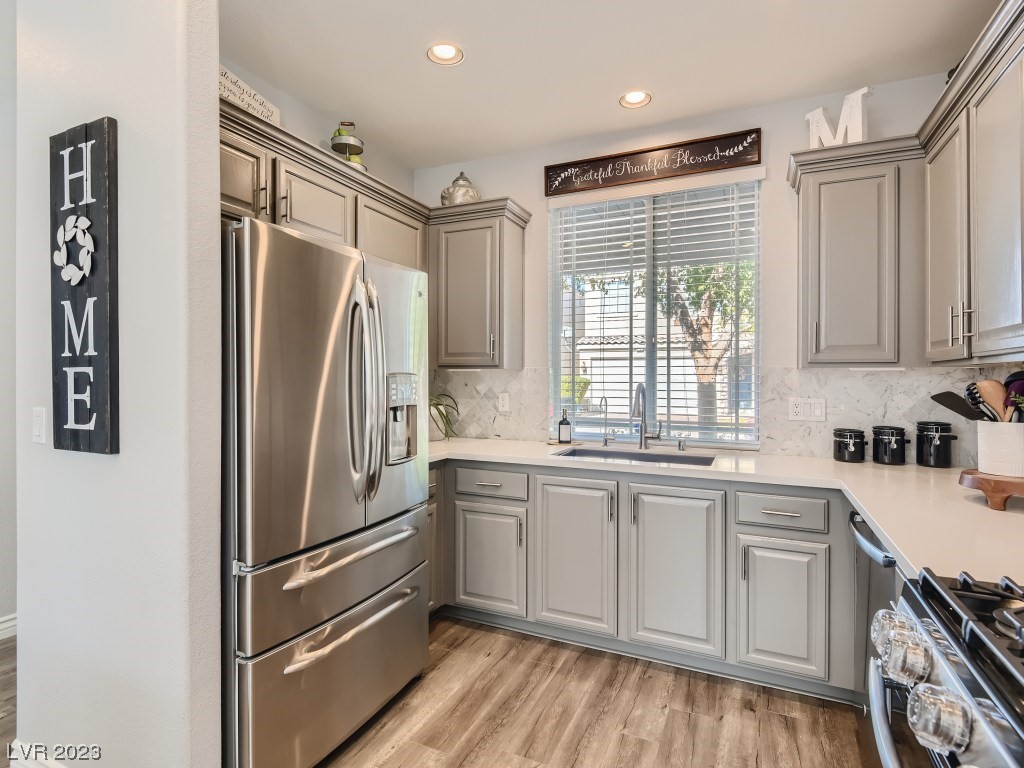 6249 Winston Falls Avenue