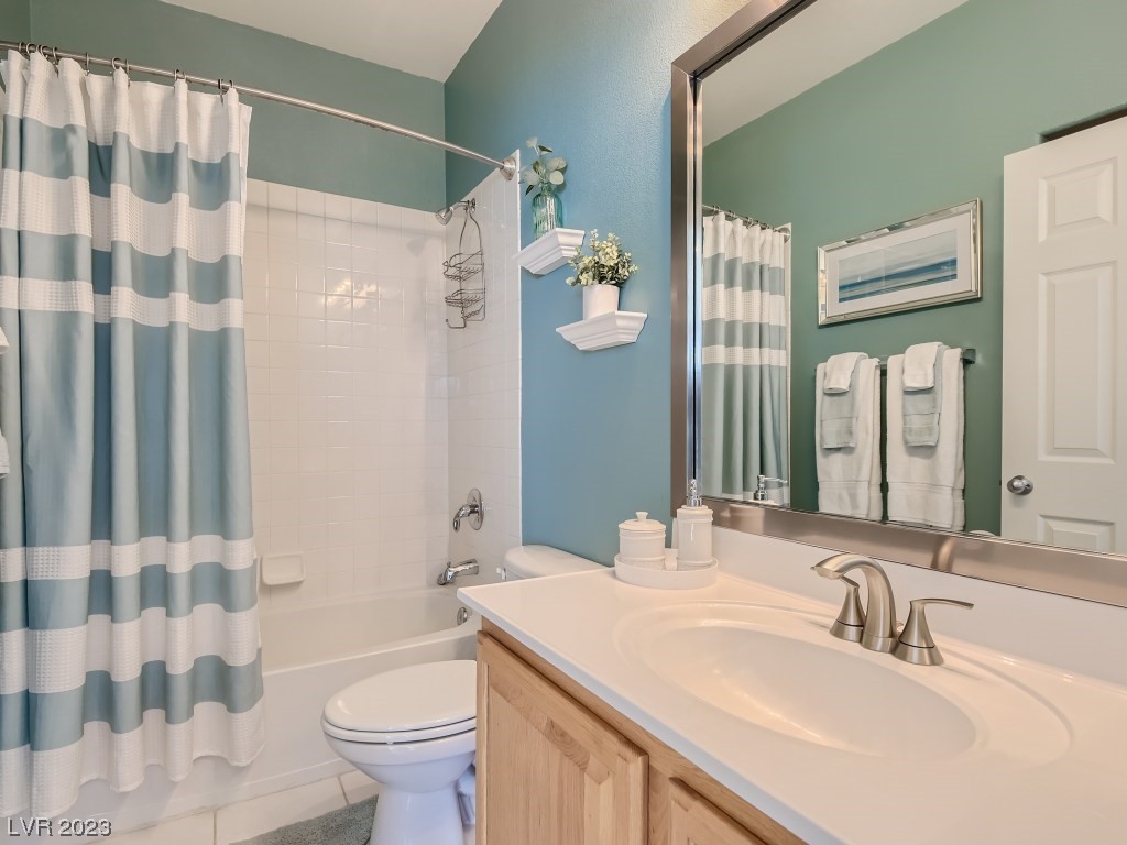 6249 Winston Falls Avenue