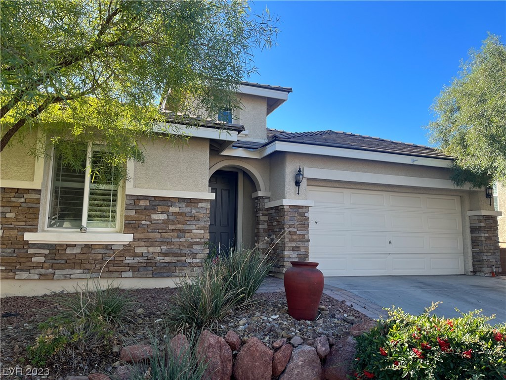 10419 Grotto Mountain Avenue