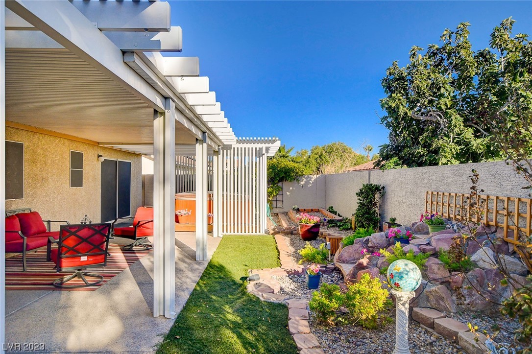 1825 Ginger Blossom Avenue