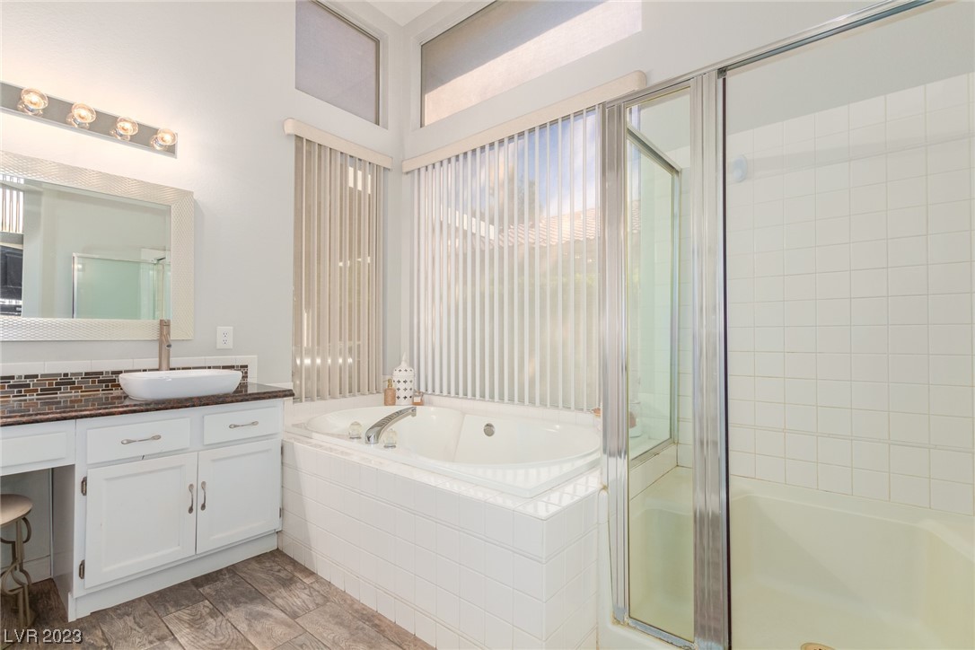 1728 Wandering Winds Way