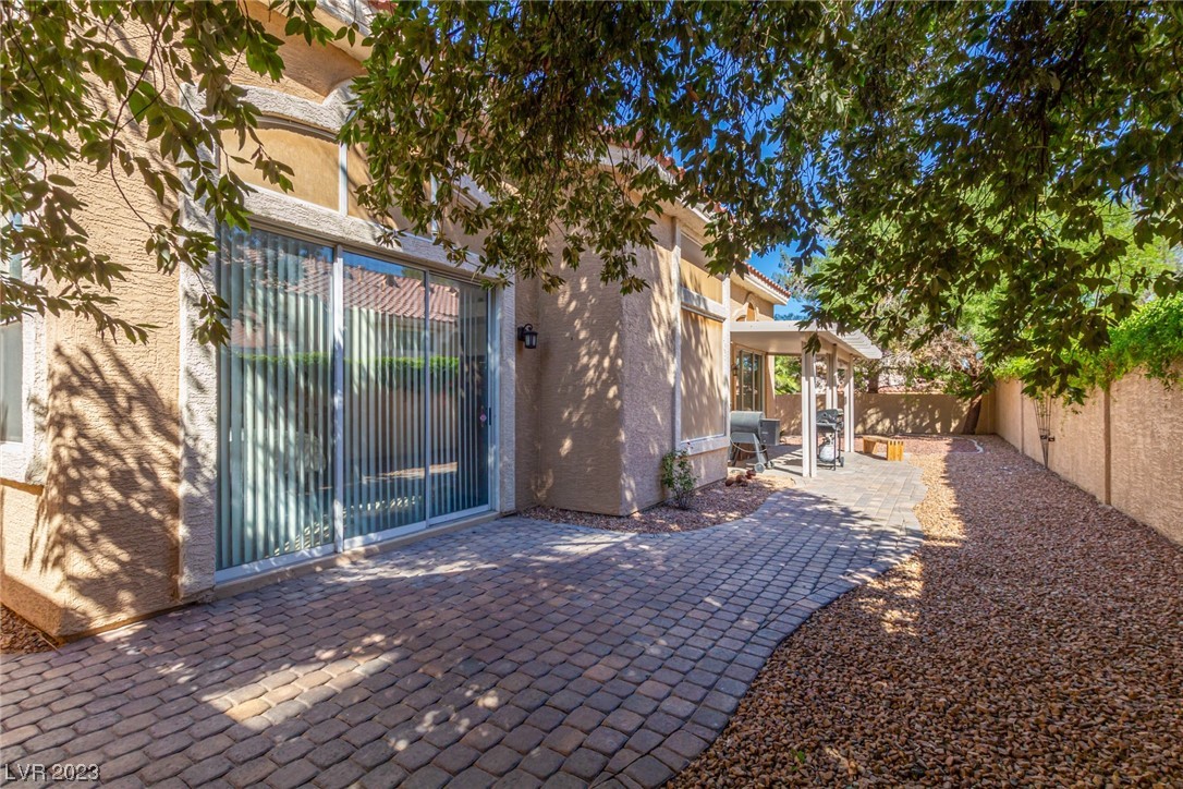 1728 Wandering Winds Way