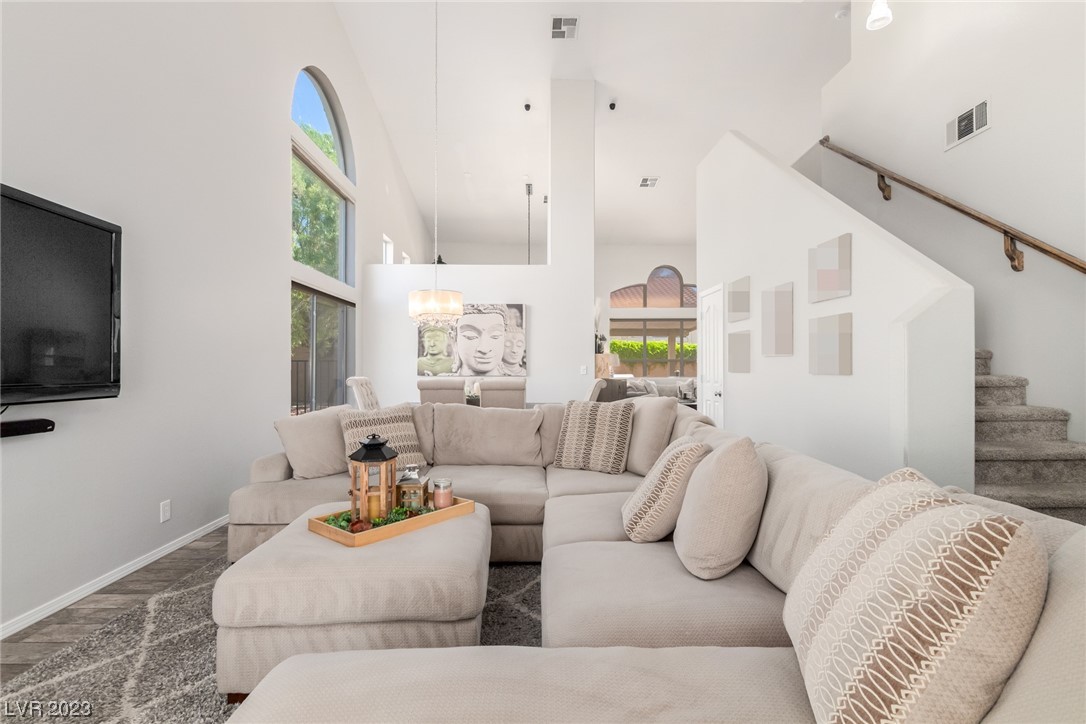 1728 Wandering Winds Way