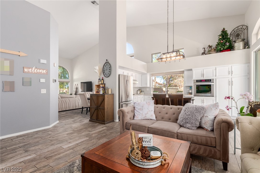 1728 Wandering Winds Way