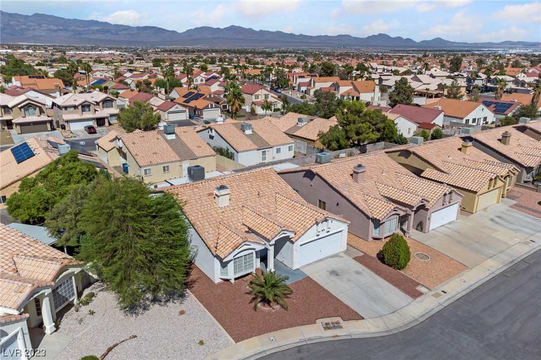 1416 Indian Hedge Drive