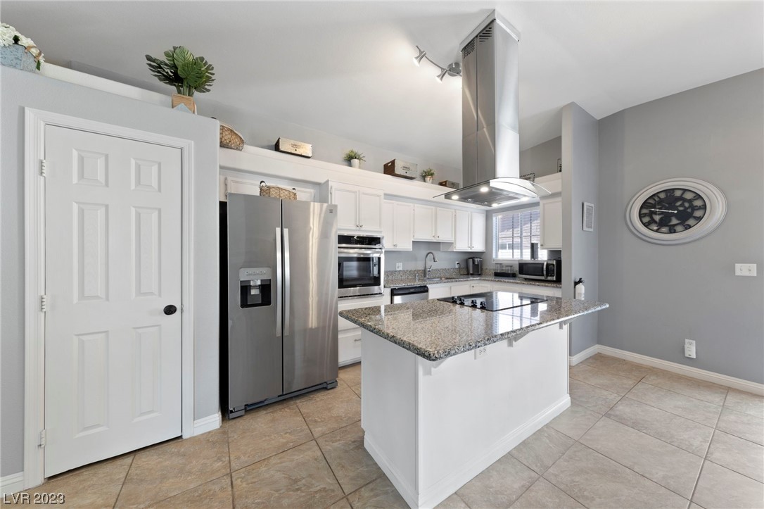 1416 Indian Hedge Drive