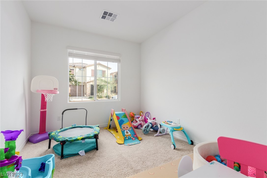 9789 Aaron Lo Street