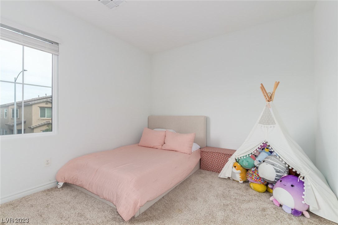 9789 Aaron Lo Street