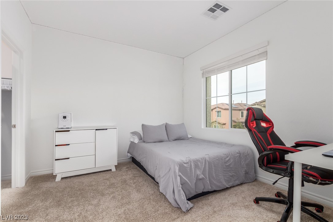 9789 Aaron Lo Street