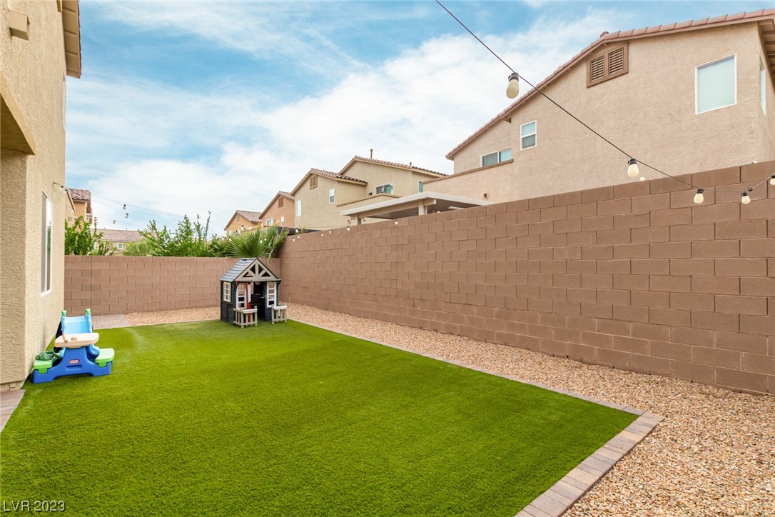 9789 Aaron Lo Street