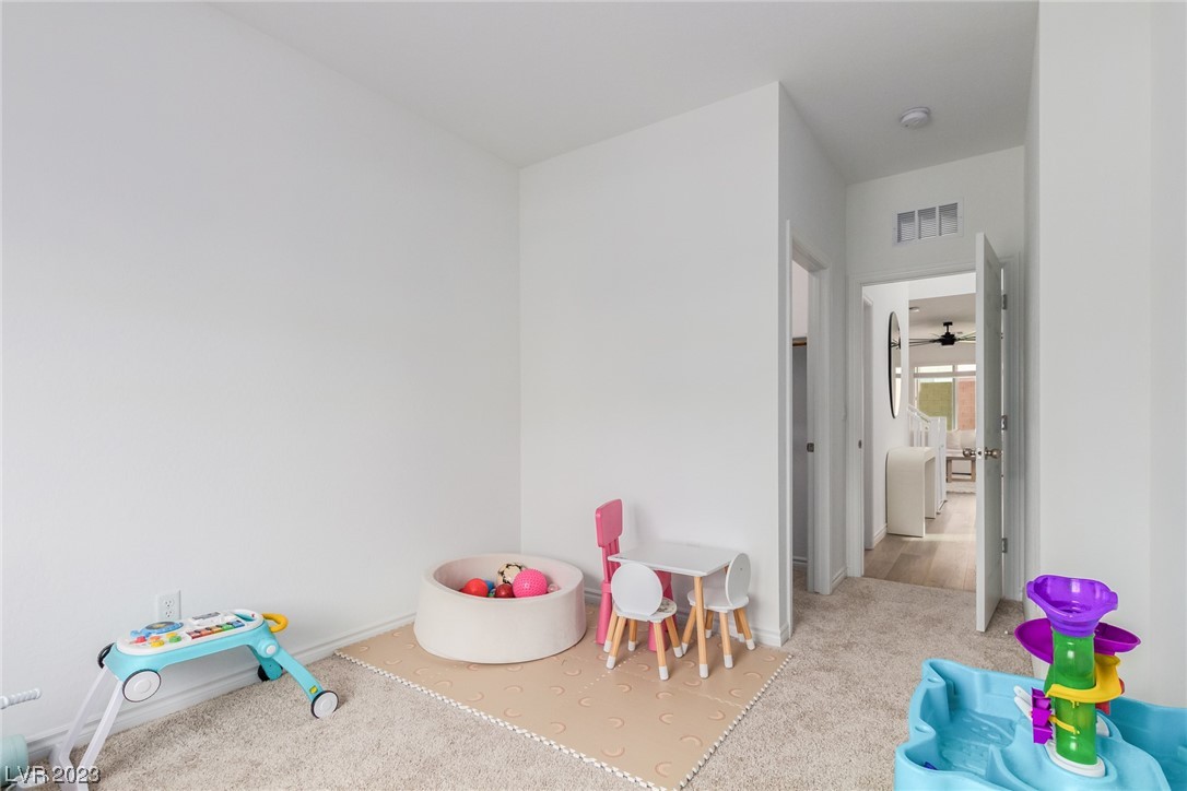 9789 Aaron Lo Street