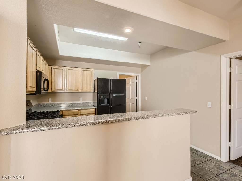 5855 Valley Drive 1067