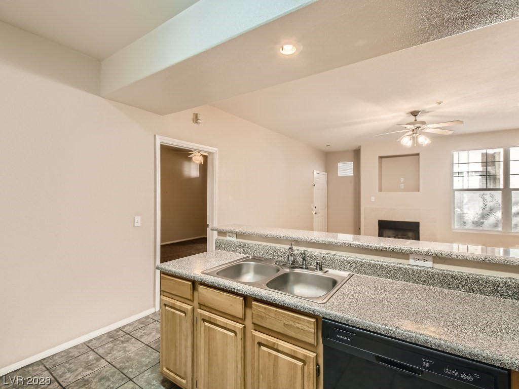 5855 Valley Drive 1067