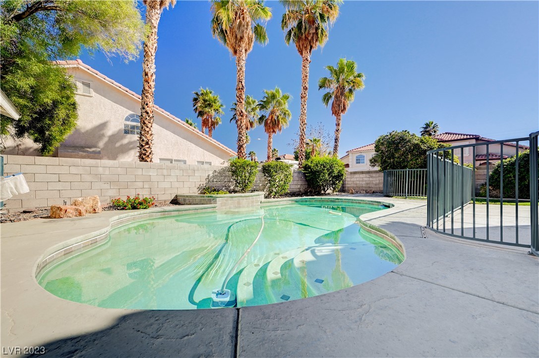 9886 Silver Pebble Street