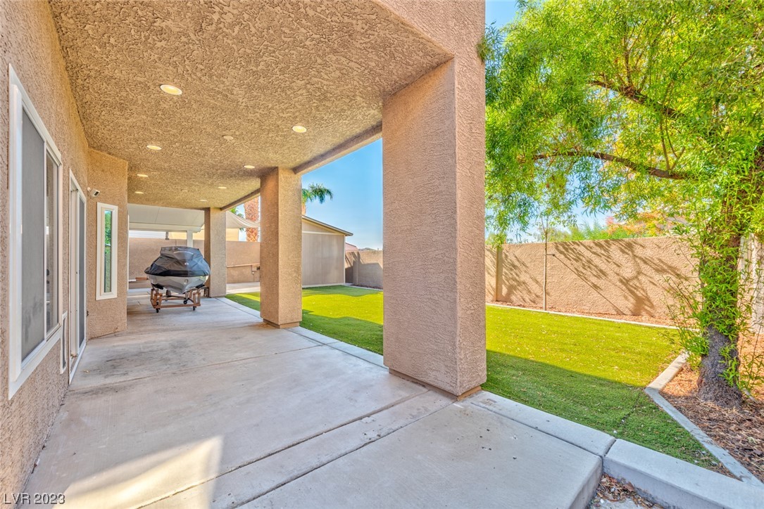 1480 Rancho Ridge Drive