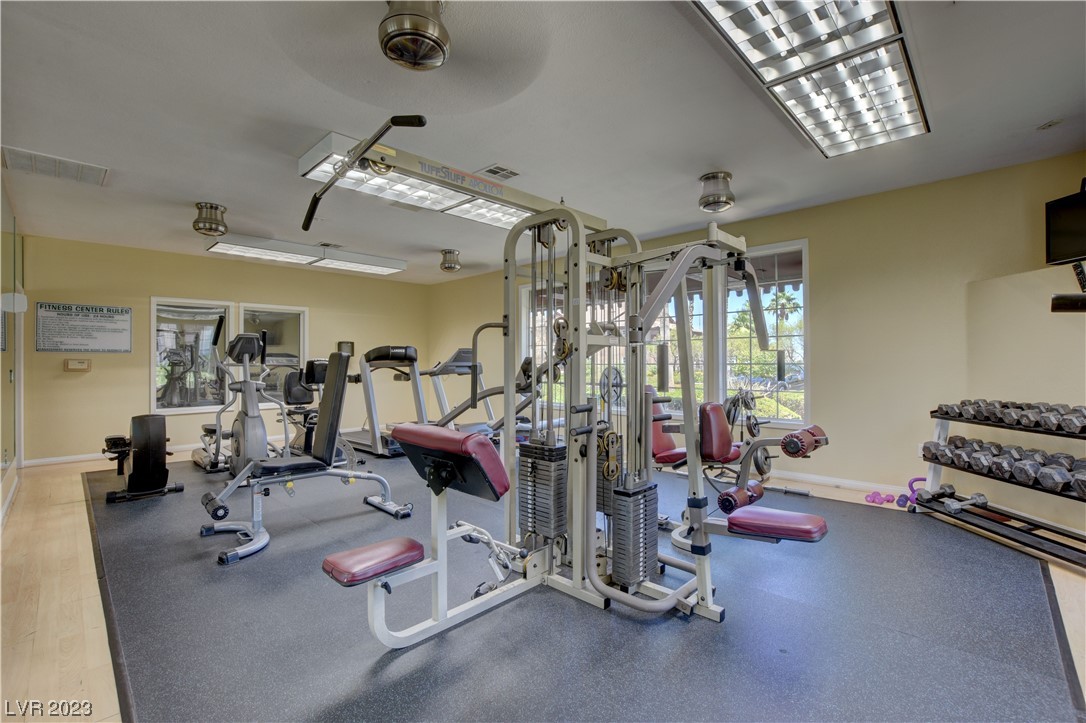 231 West Horizon Ridge Parkway 727