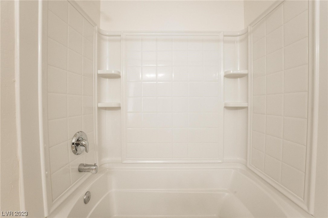 6868 Sky Pointe Drive 1068