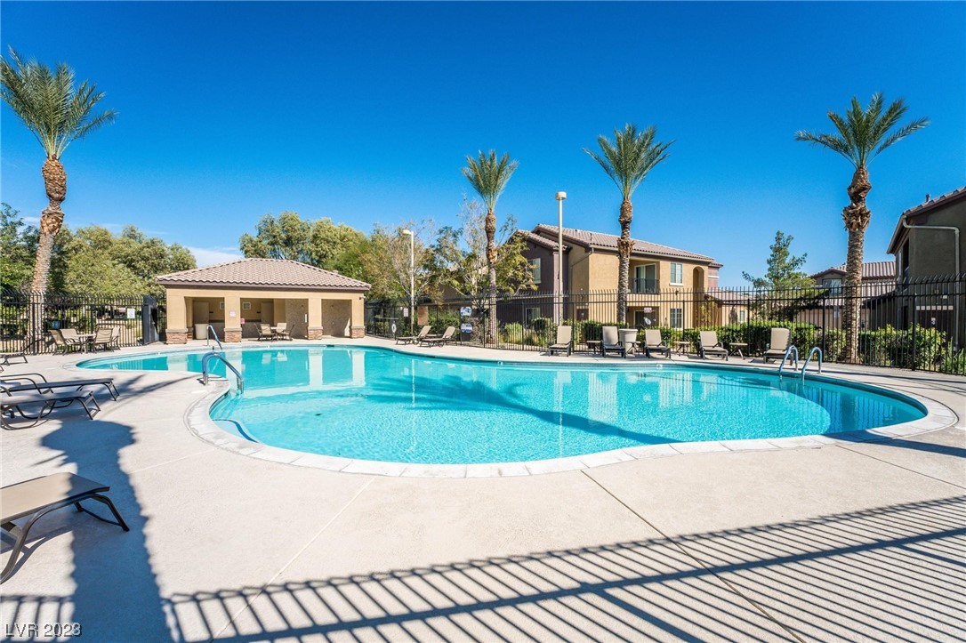 6868 Sky Pointe Drive 1068