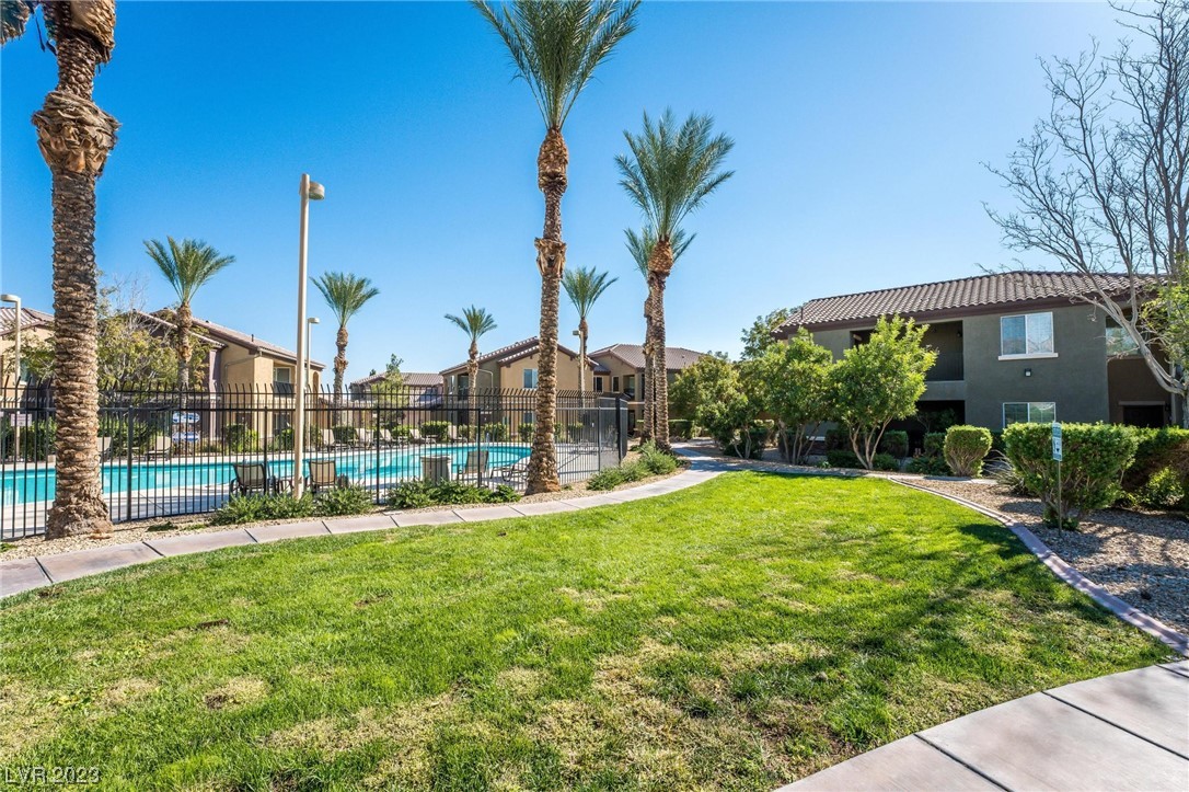 6868 Sky Pointe Drive 1068