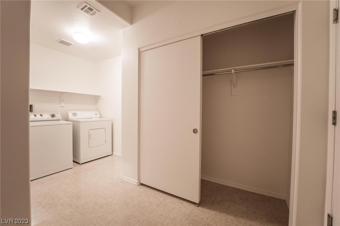 6868 Sky Pointe Drive 1068