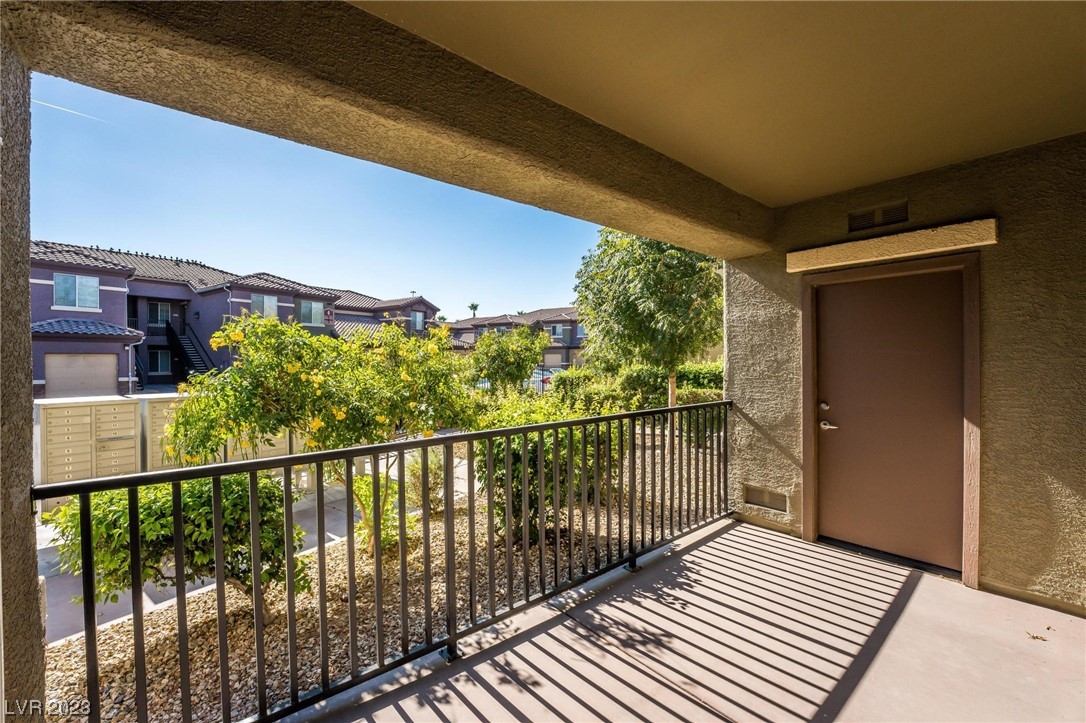 6868 Sky Pointe Drive 1068