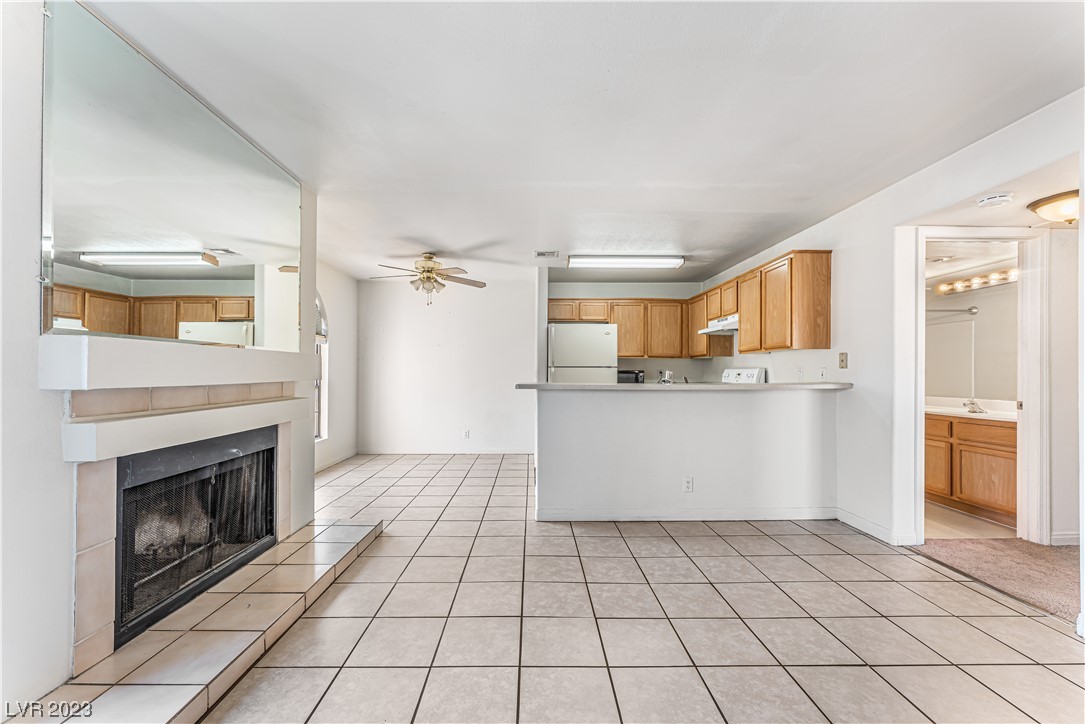 2965 Juniper Hills Boulevard 202