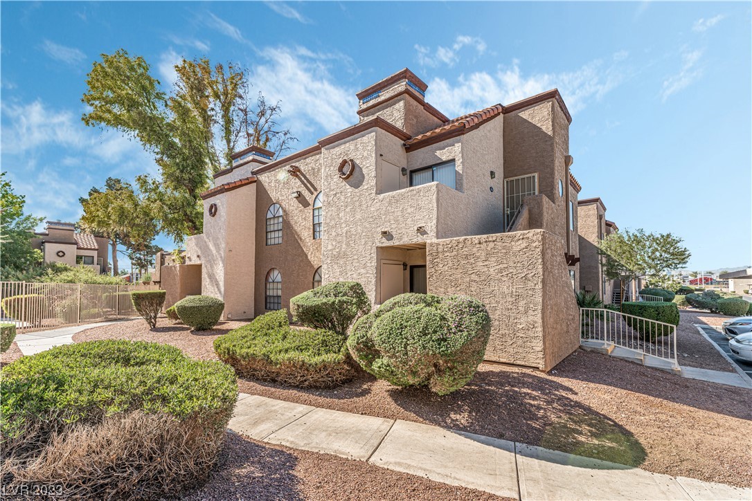 2965 Juniper Hills Boulevard 202