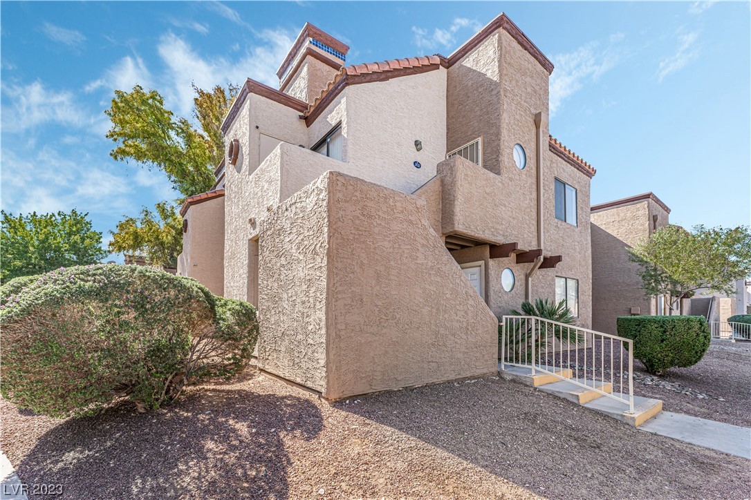 2965 Juniper Hills Boulevard 202