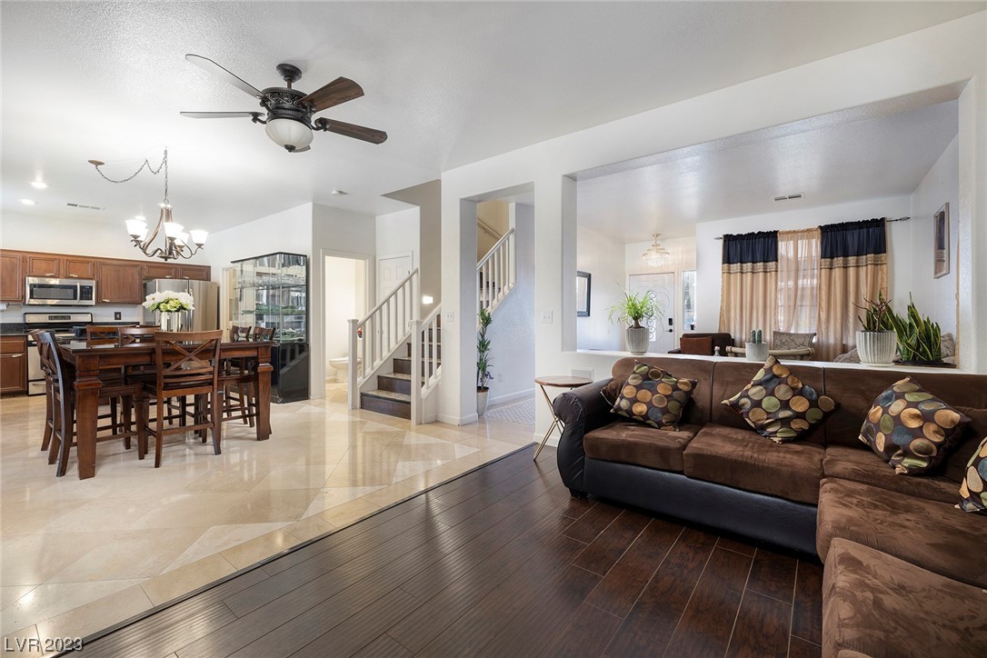 1112 Bay Laurel Court