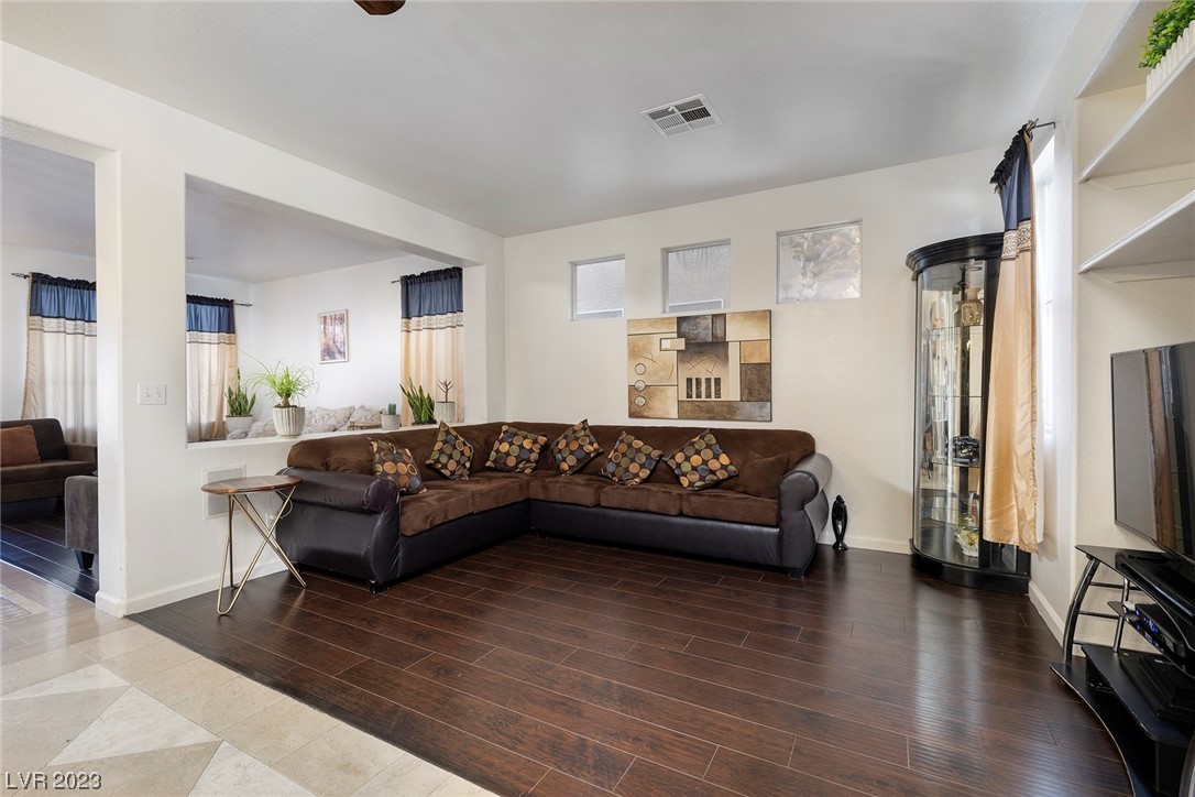 1112 Bay Laurel Court