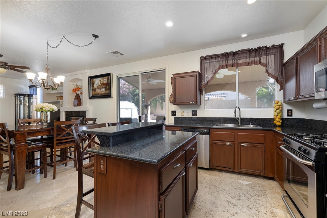 1112 Bay Laurel Court