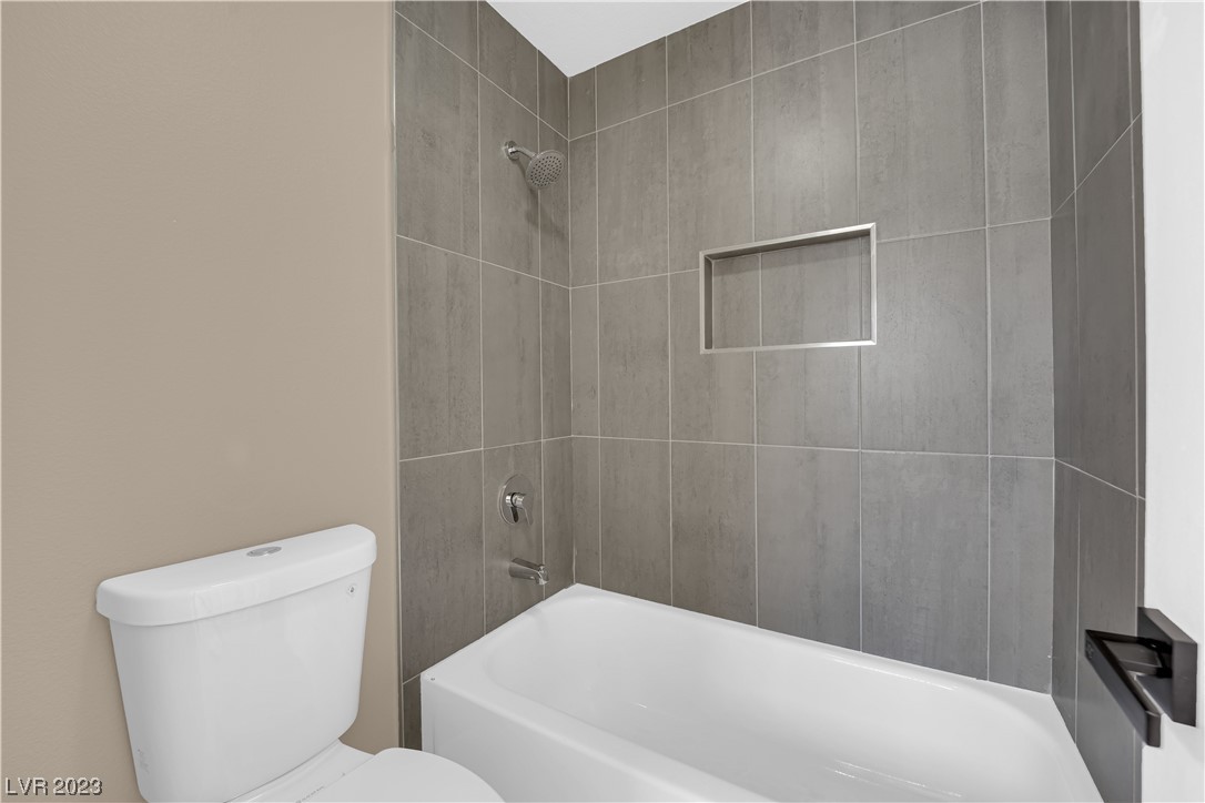 2652 Golden Sands Drive