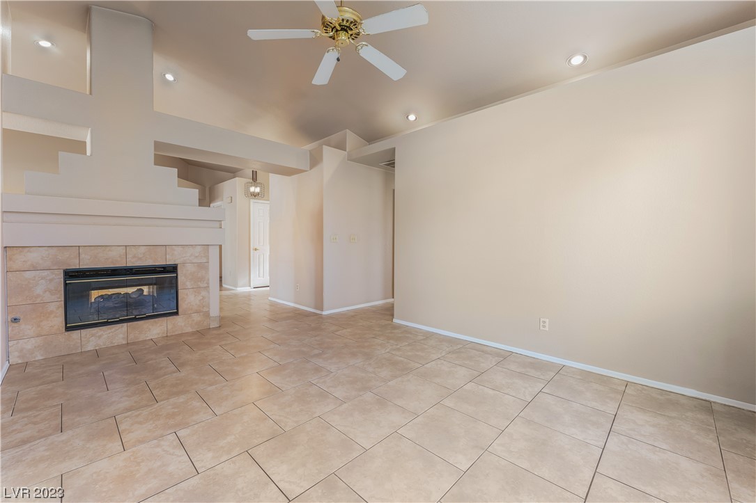 1122 Pelican Lake Lane