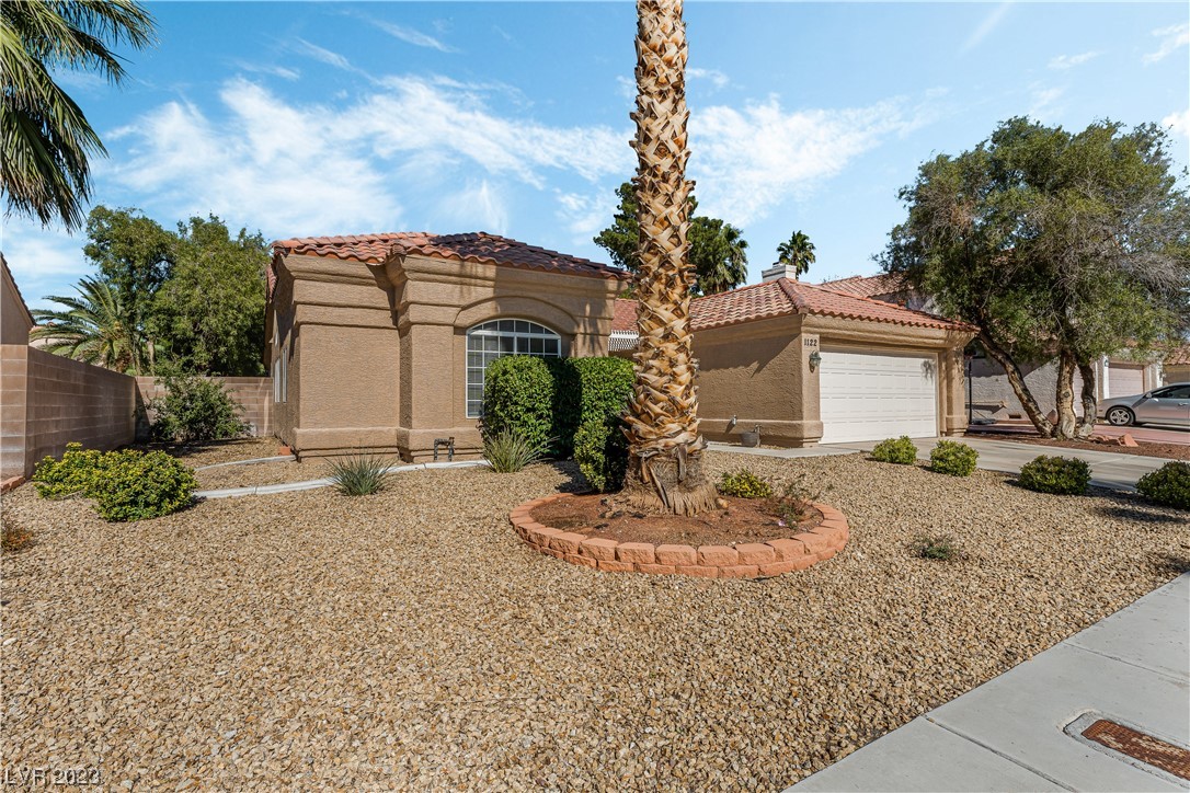 1122 Pelican Lake Lane