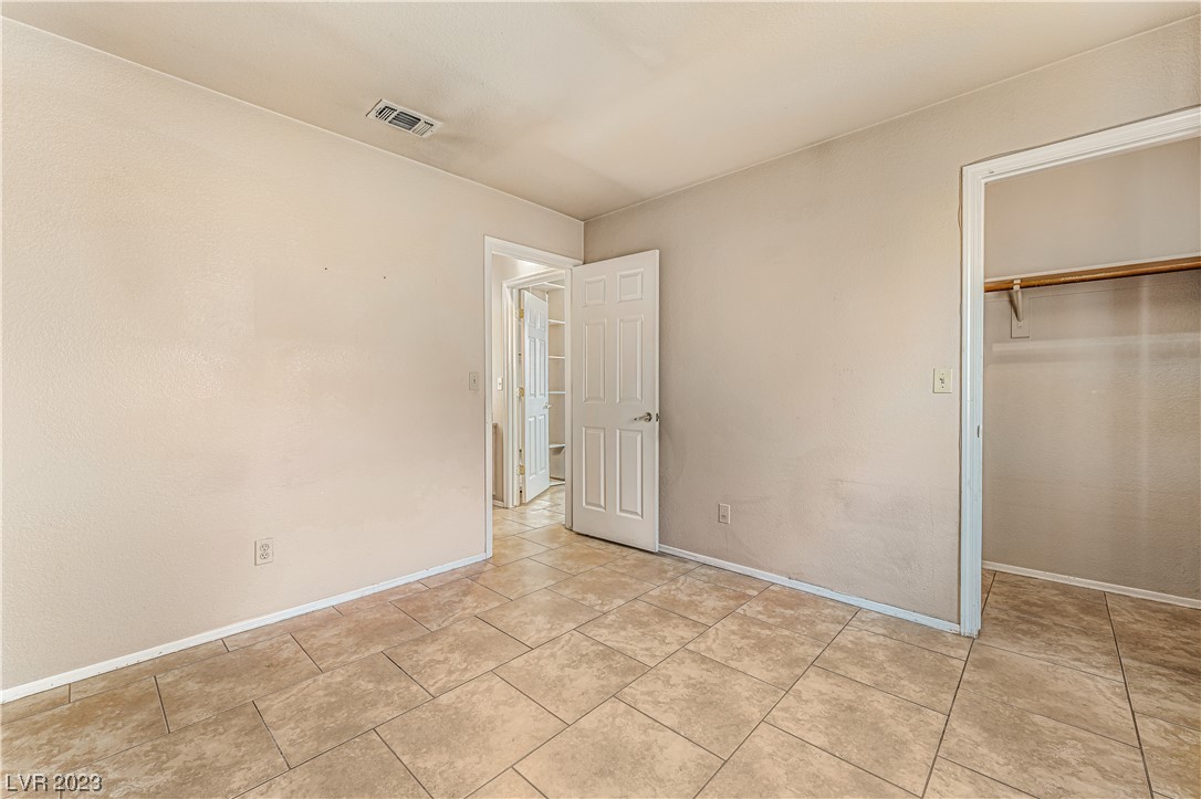 1122 Pelican Lake Lane