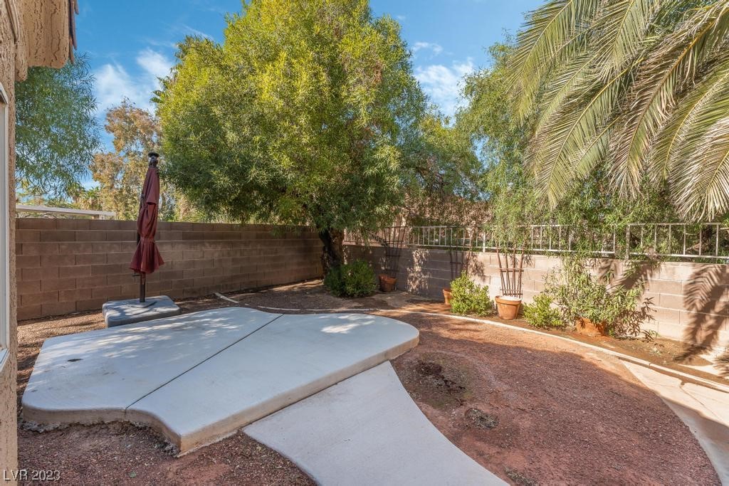 1122 Pelican Lake Lane