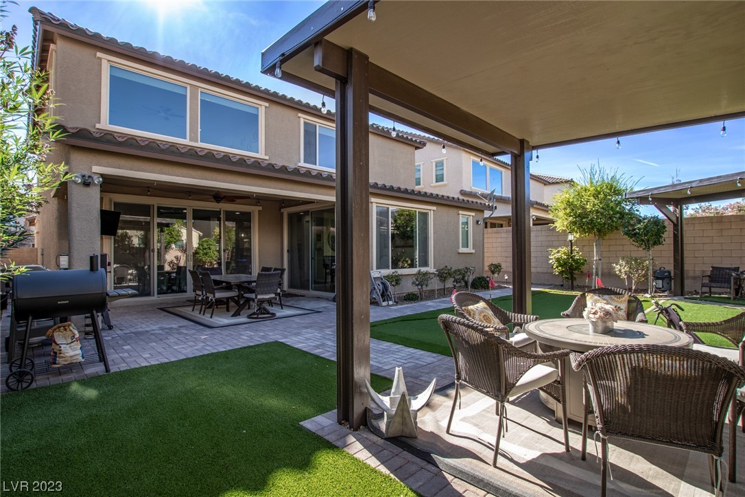 9952 Celestial Cliffs Avenue