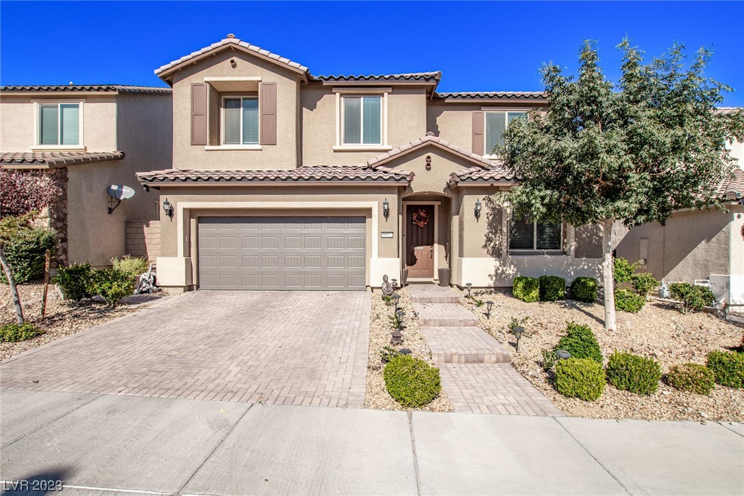 9952 Celestial Cliffs Avenue