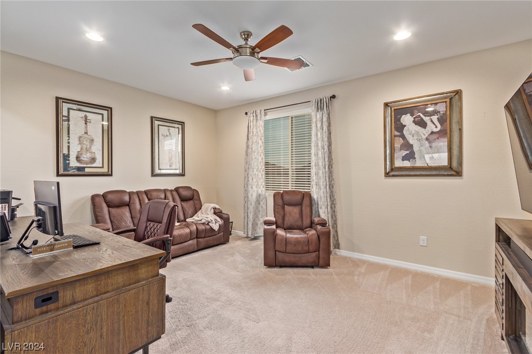 9952 Celestial Cliffs Avenue