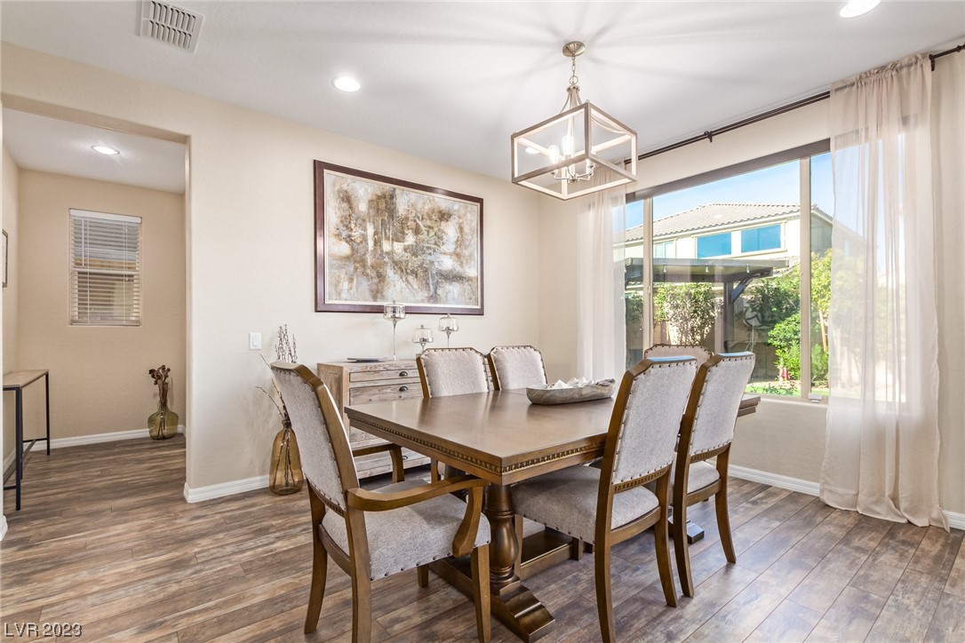 9952 Celestial Cliffs Avenue