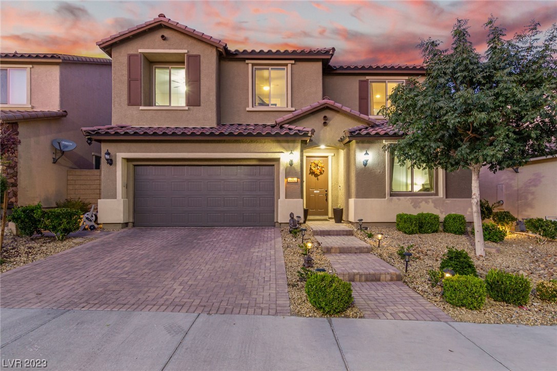 9952 Celestial Cliffs Avenue